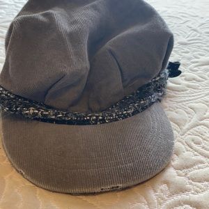 Grey billed fashion hat